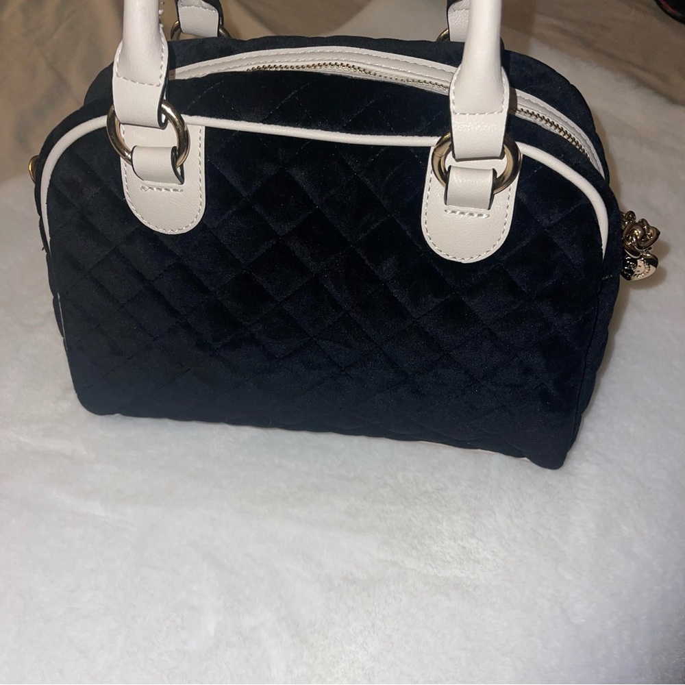 Juicy Couture Black Satchel with White Accents - Picture 4 of 13